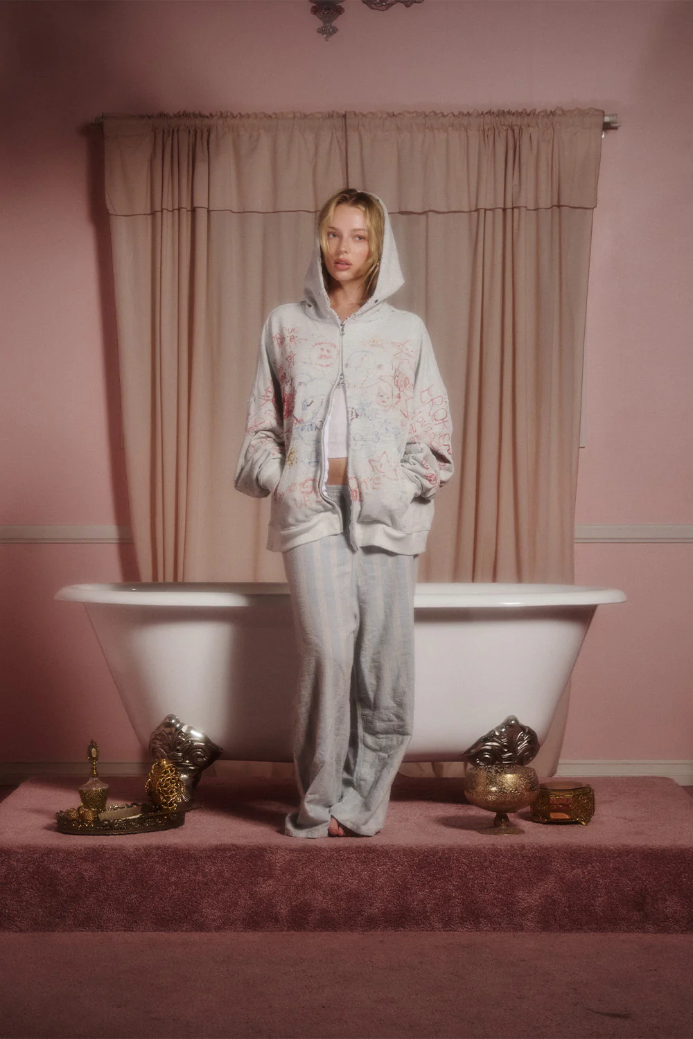 Beautiful Chaos in Modern Fashion