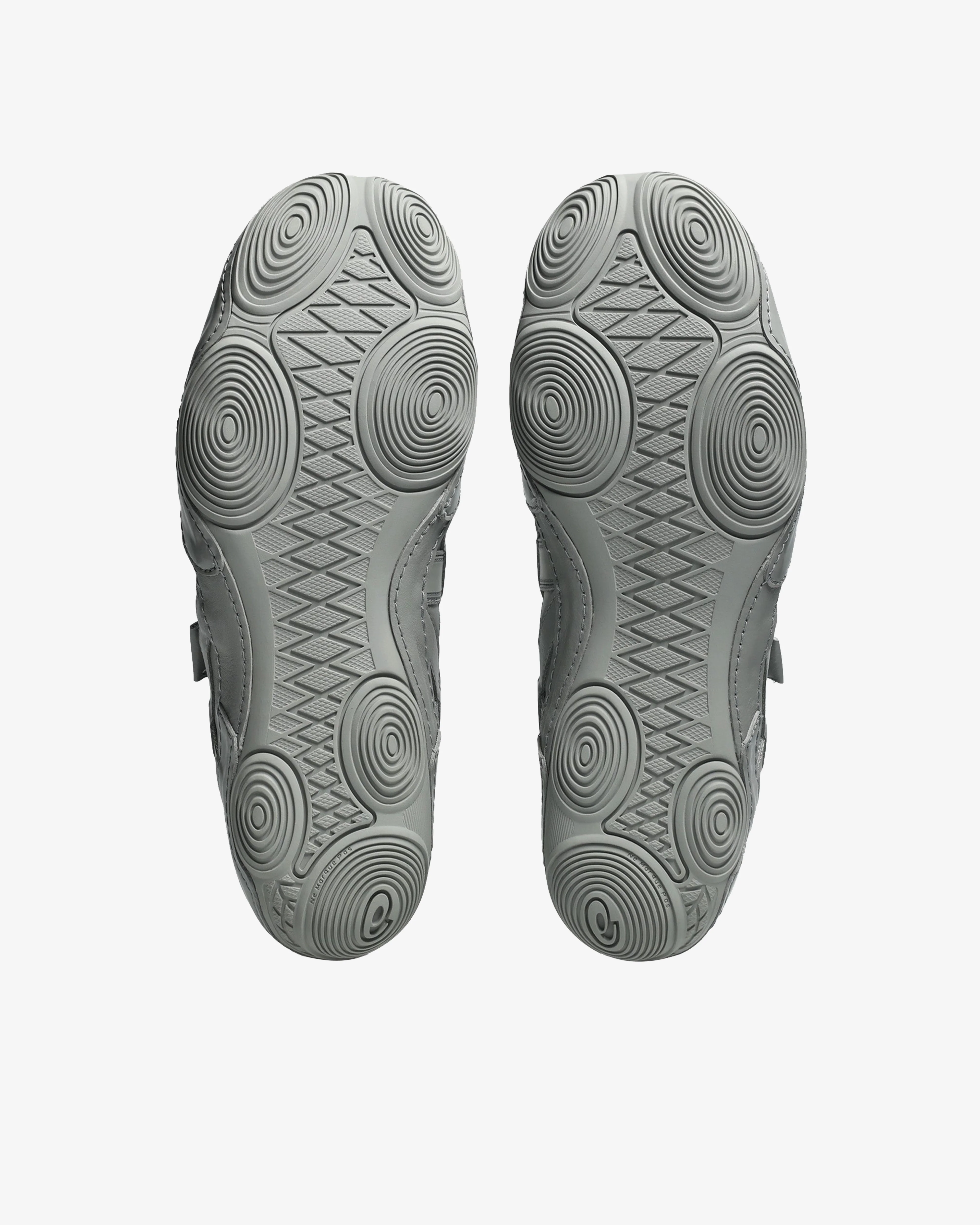 Asics - Issey Miyake Men's Hyper Taping Sneakers - (Grey) - Image 4