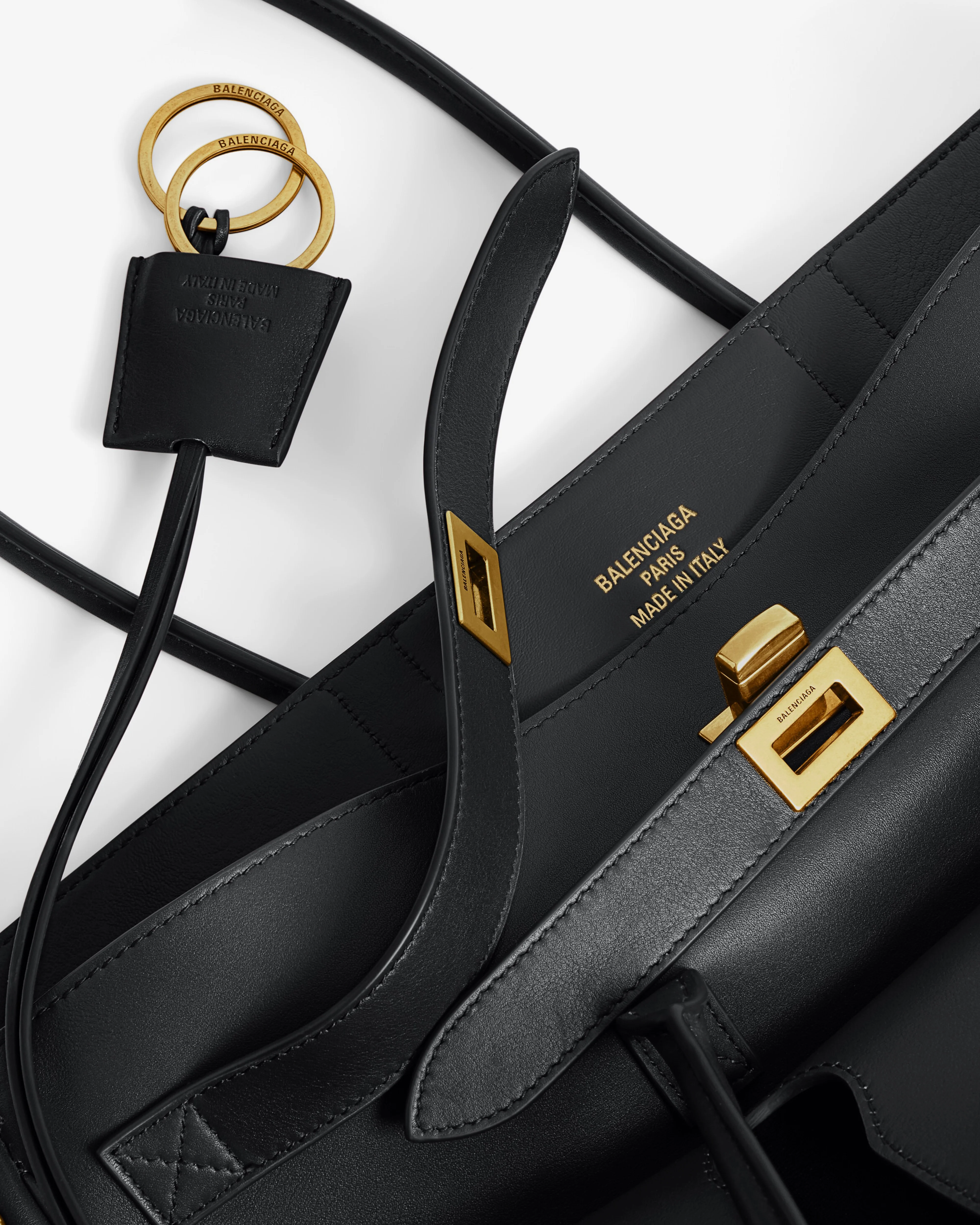 Balenciaga - Bel Air Medium Carry All Bag - (Black) - Image 6