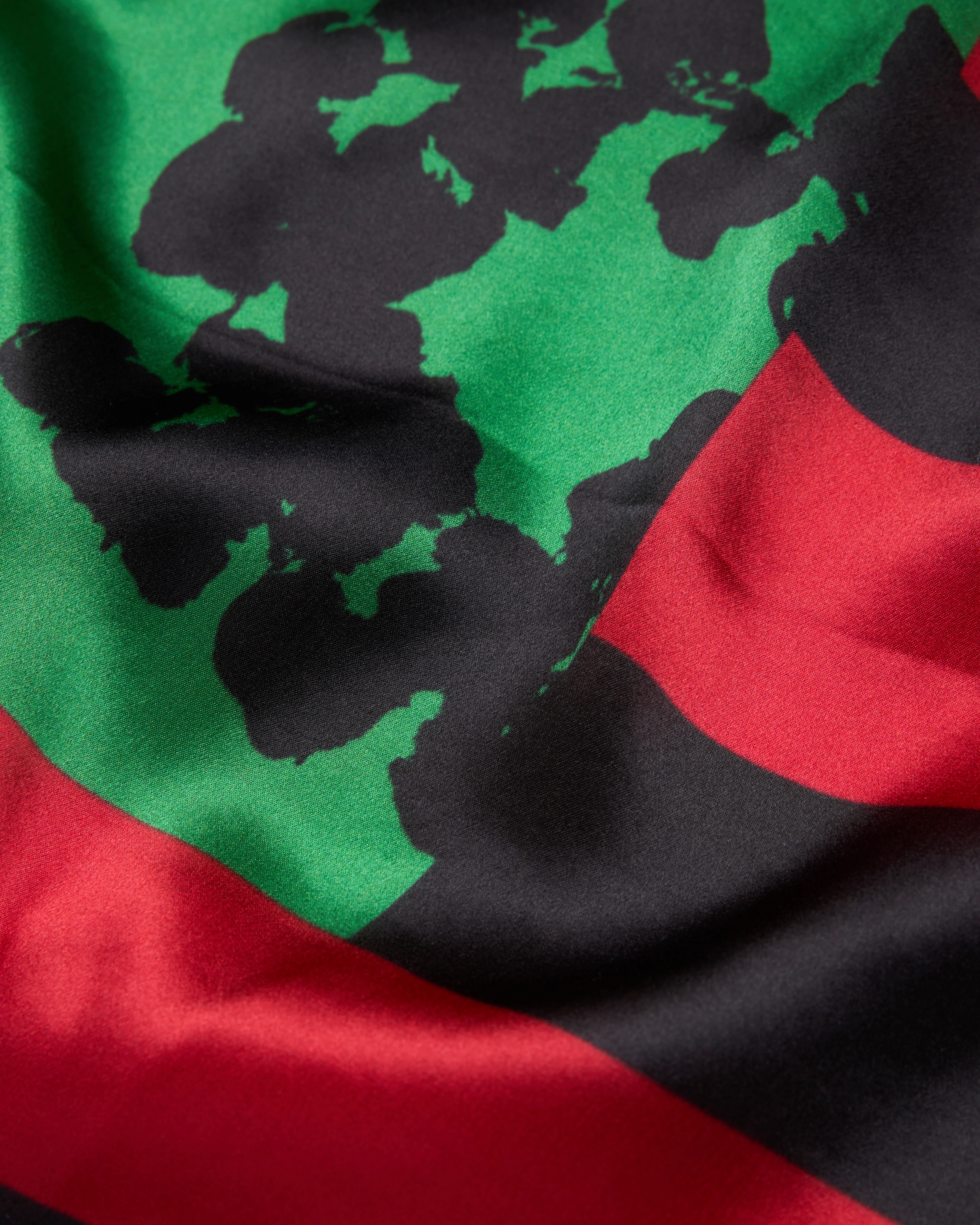 Denim Tears - Men's Pan African Wreath Flag Scarf - (Red/Black/Green) - Image 2