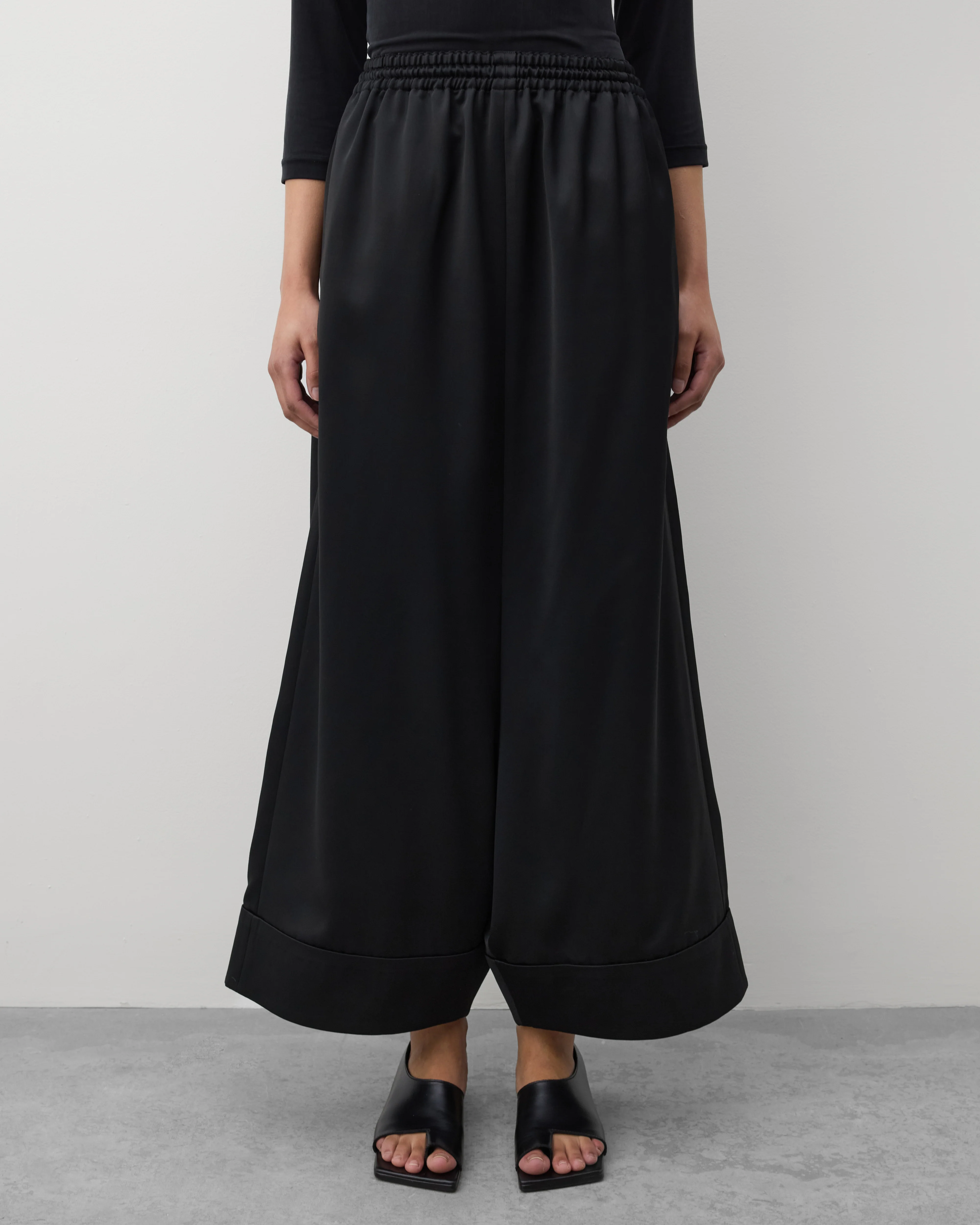 Junya Watanabe - Women's Wide Leg Cuffed Trousers - (Black) - Image 3