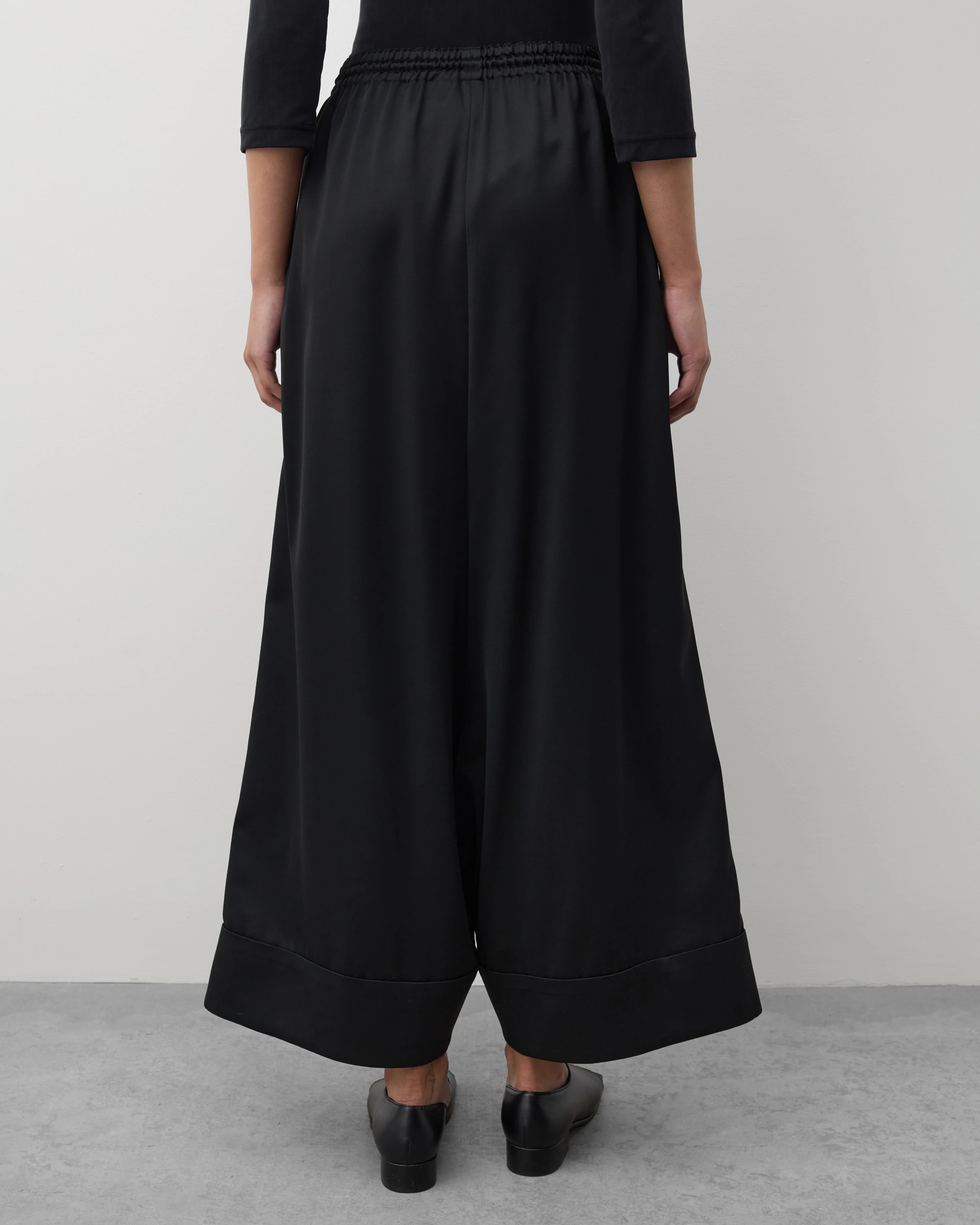 Junya Watanabe - Women's Wide Leg Cuffed Trousers - (Black) - Image 5