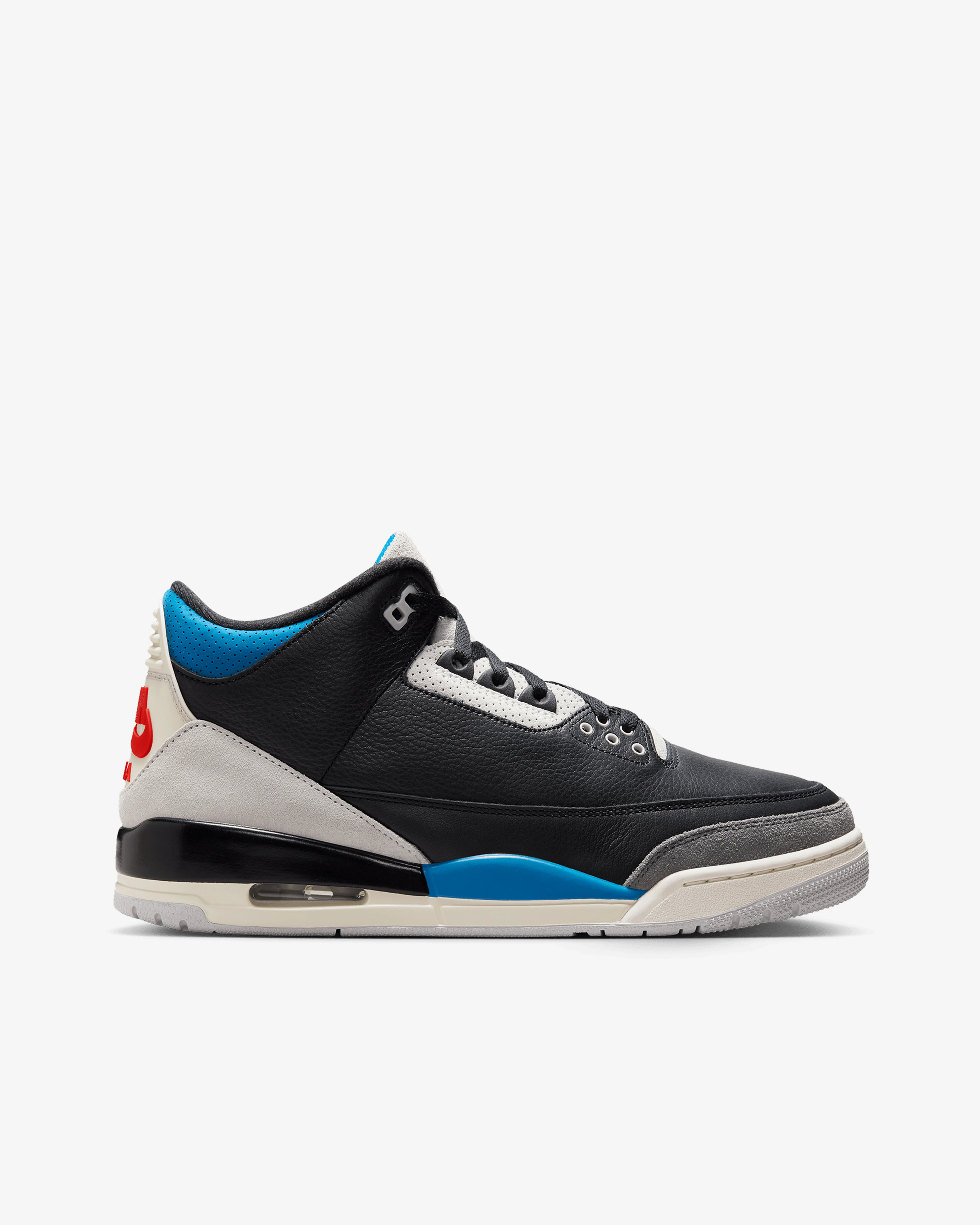 Nike - Men's Air Jordan 3 Retro OG Sneakers - (Black/Chile Red)