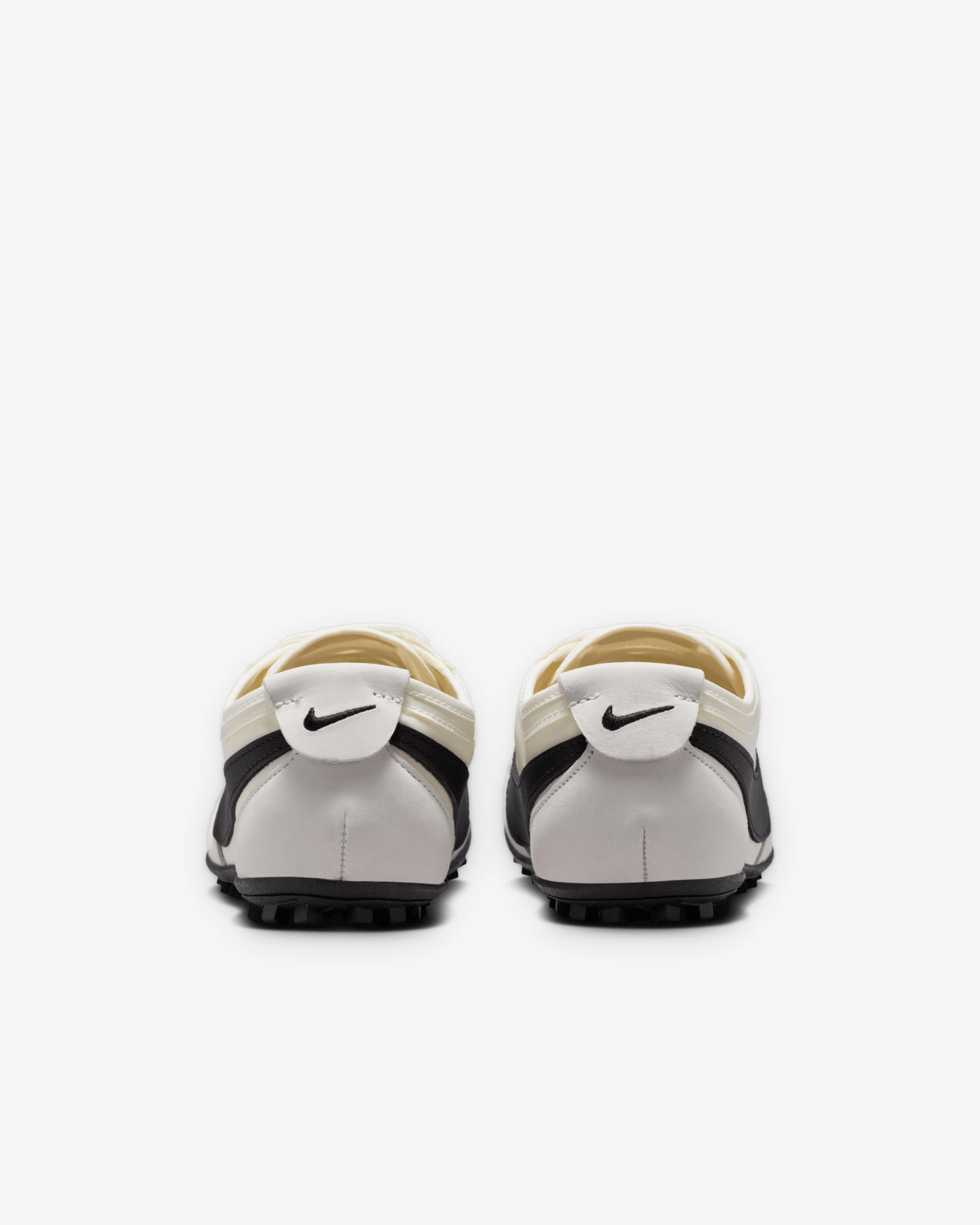 Nike - Women's Nike Moon Shoe OG - (Soft Pearl) - Image 4